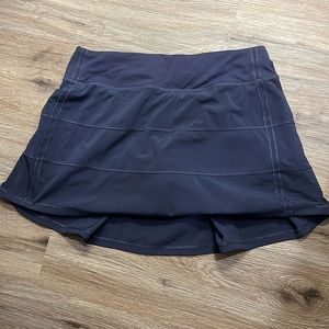 Lululemon tennis skirt blue/purple color